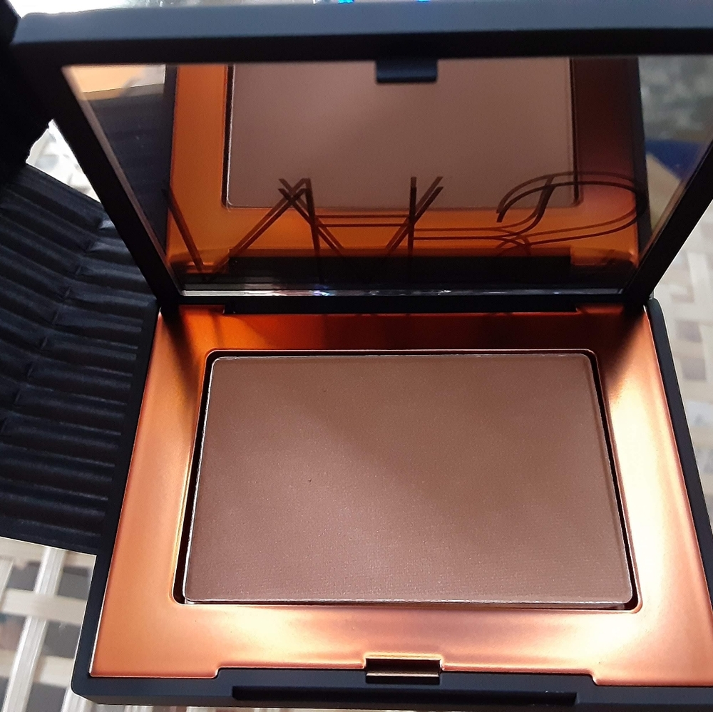 NARS Laguna Bronzer Travel Size - Picture 2 of 5
